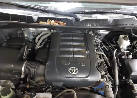 2014 Toyota Tundra Limited 5.7L V8 z USA, uszkodzony, nr VIN 5TFHY5F10EX341597